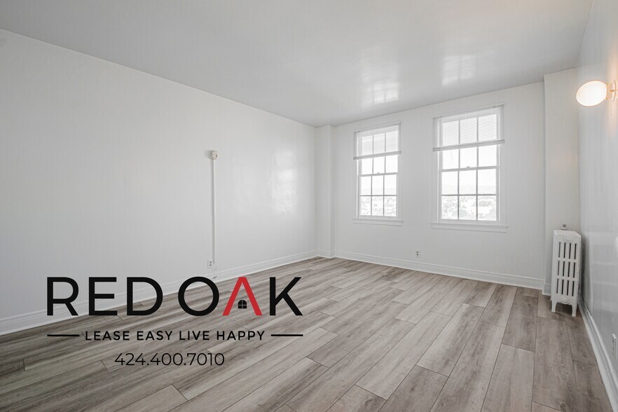 Building Photo - 2505 W 6th St