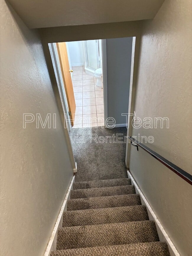 Building Photo - 463 W 2300 S