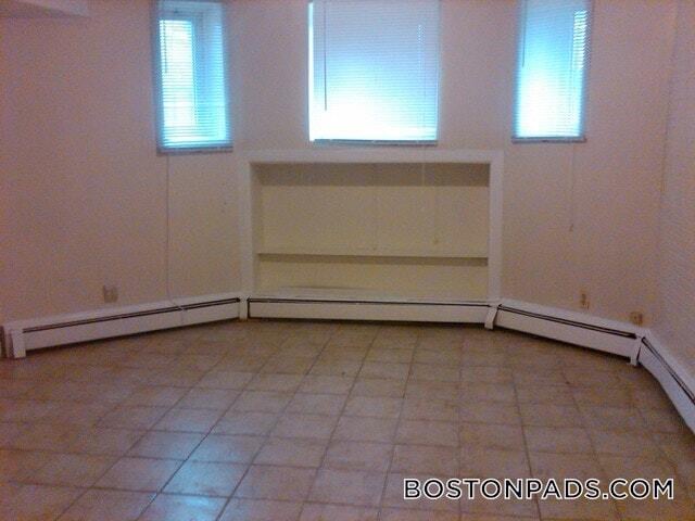 Building Photo - 103 Gordon St