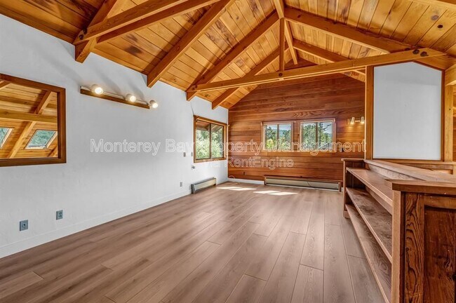 Building Photo - 137 E Carmel Valley Rd