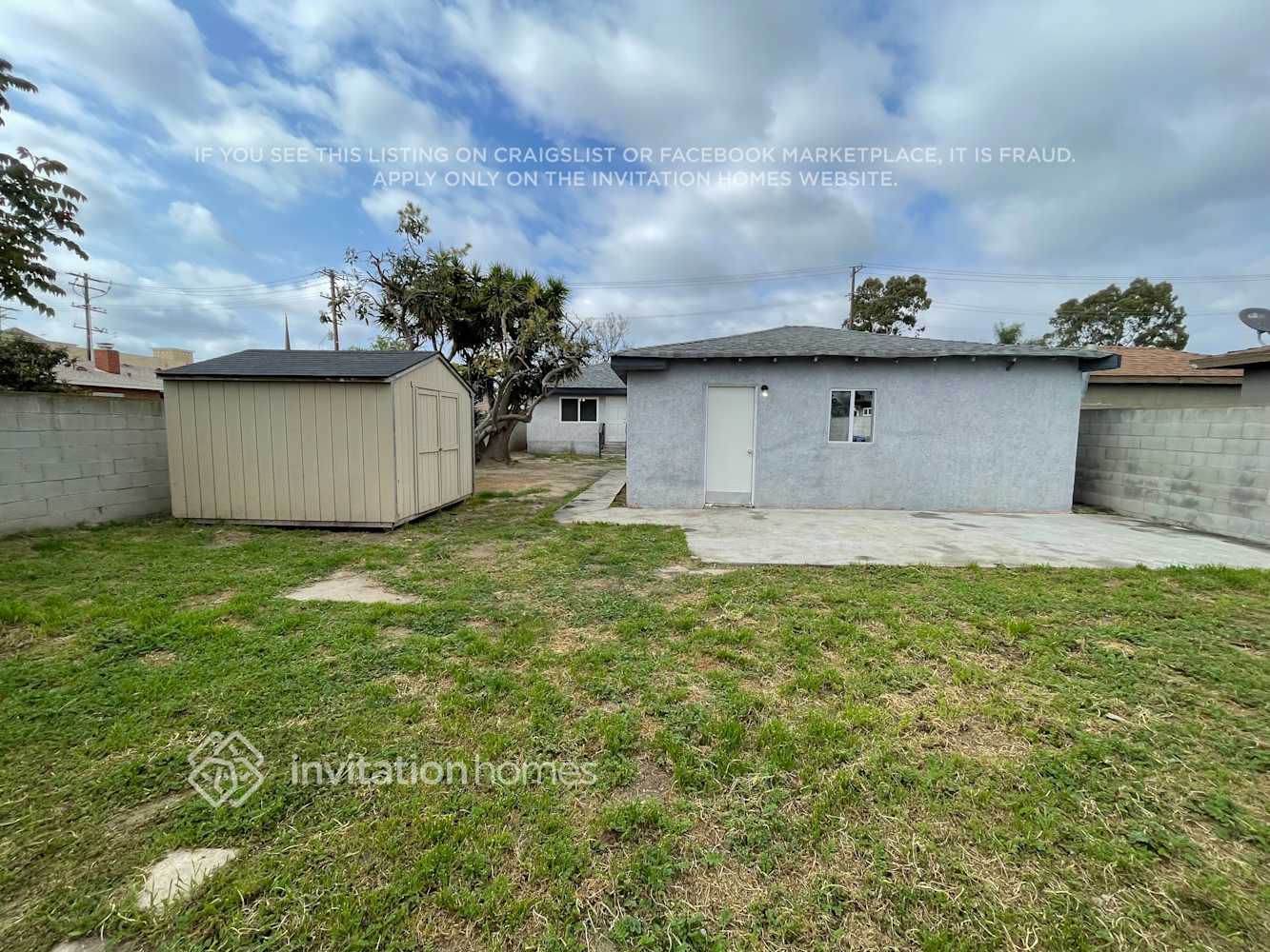 Building Photo - 3924 W 104th St