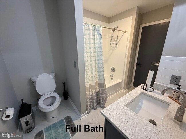 Building Photo - 24 Richards Ferry Rd