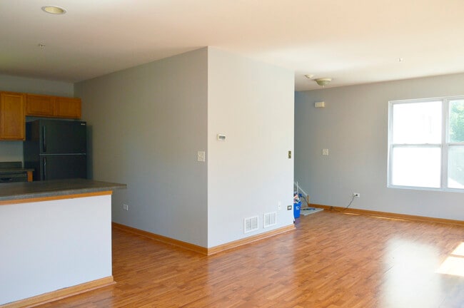 Building Photo - 289 Pamela Ct