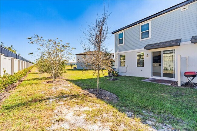 Building Photo - 16362 Bird of Paradise Ave