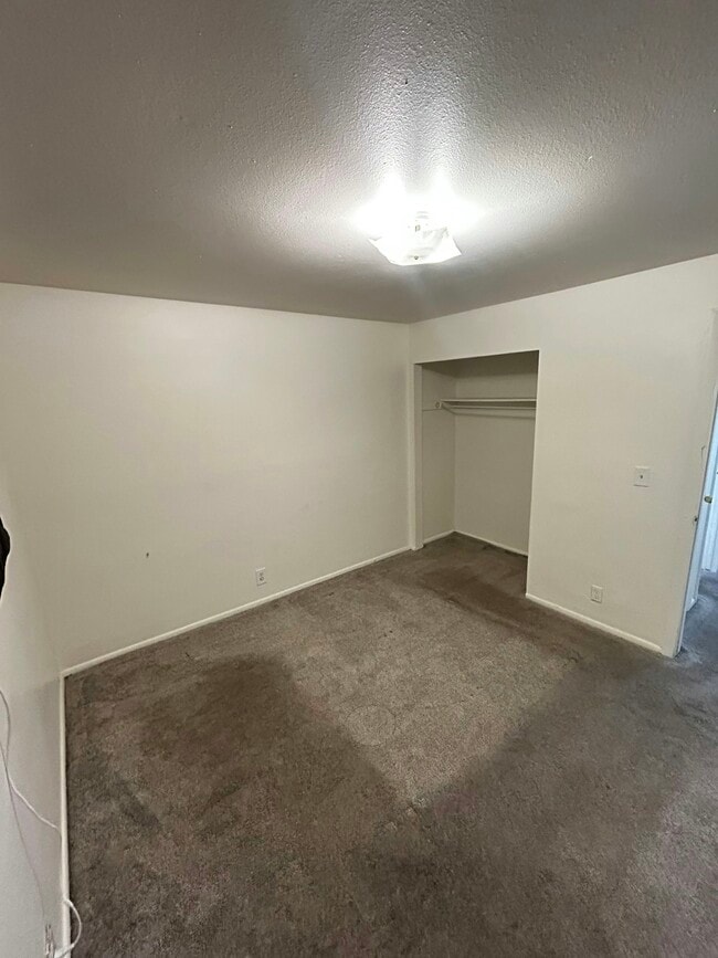 Building Photo - 1206 Harris Ave