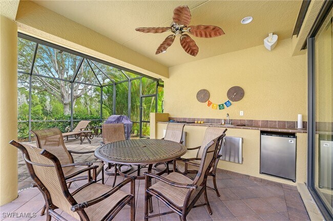 Building Photo - 975 Tivoli Ct
