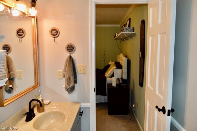 Building Photo - 1306 Fox Run Ct