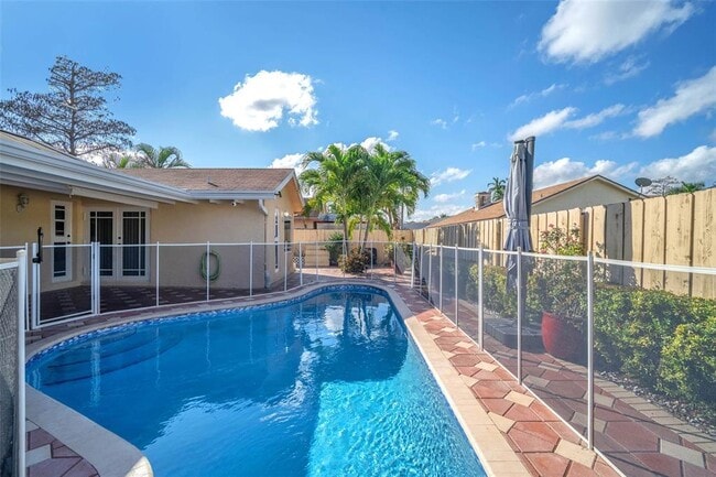 Building Photo - 4991 NW 72nd Ter