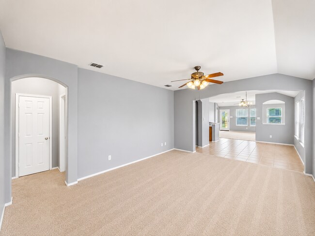 Building Photo - 10420 Devin Ln