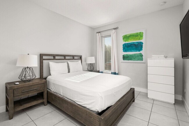 Building Photo - 301 Burma St