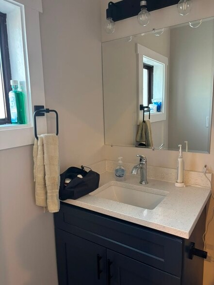 Bathroom - 217 S High St