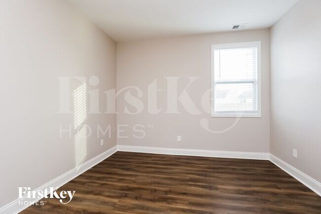 Building Photo - 1238 Catawba Way