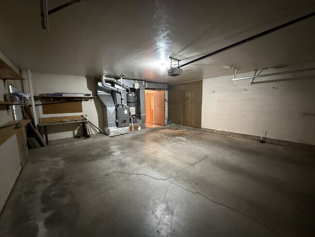 Building Photo - 2909 Cutler Ave NE