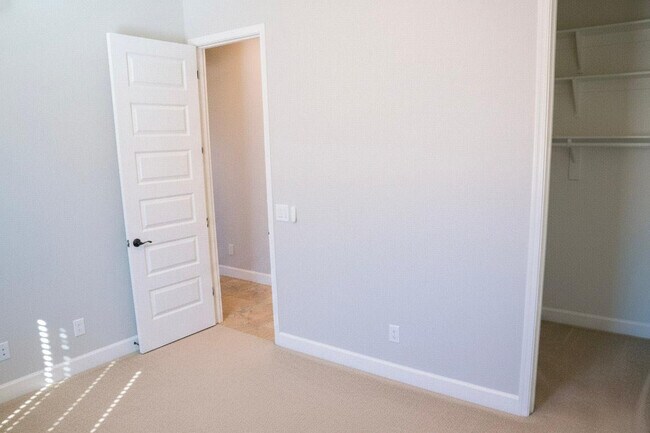 Building Photo - 30401 N 115th Dr