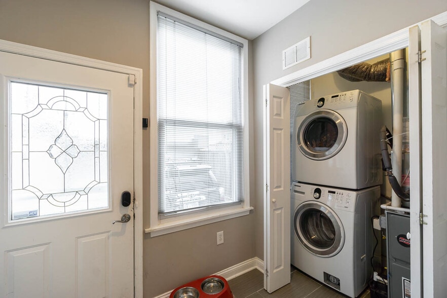 Building Photo - 503 Columbia Rd NW