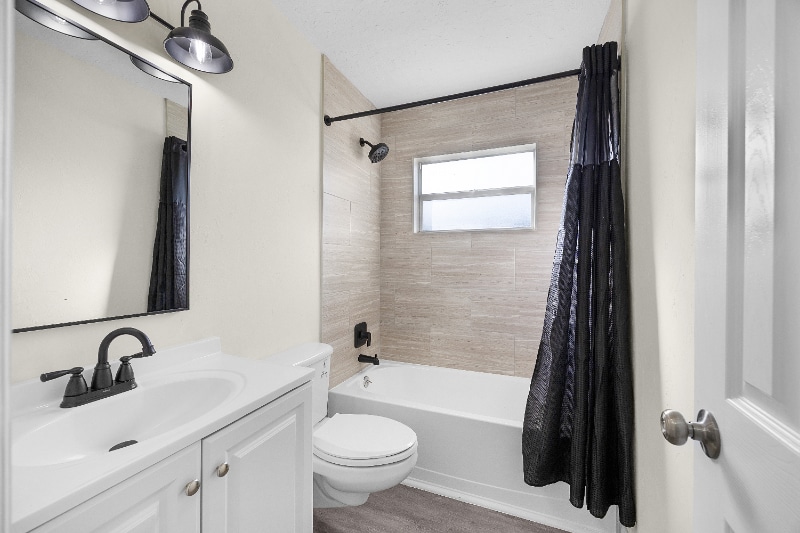 Building Photo - 2225 Aldridge Ave