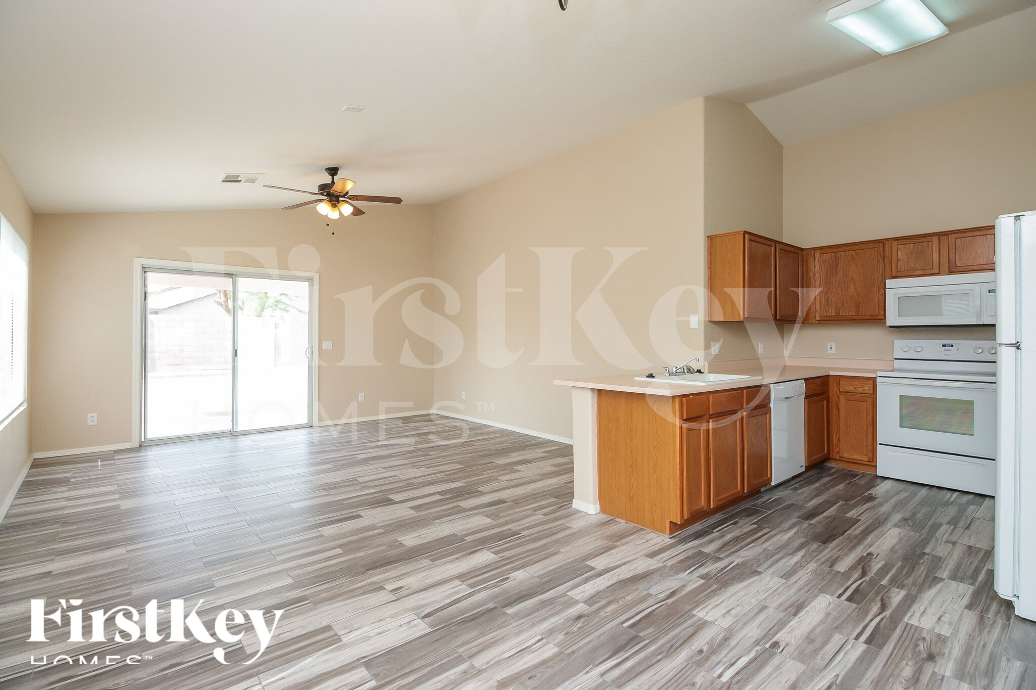 Building Photo - 4128 W Solar Dr