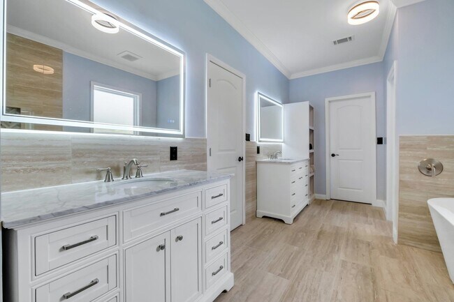 Building Photo - 3314 Mariana Oaks Dr