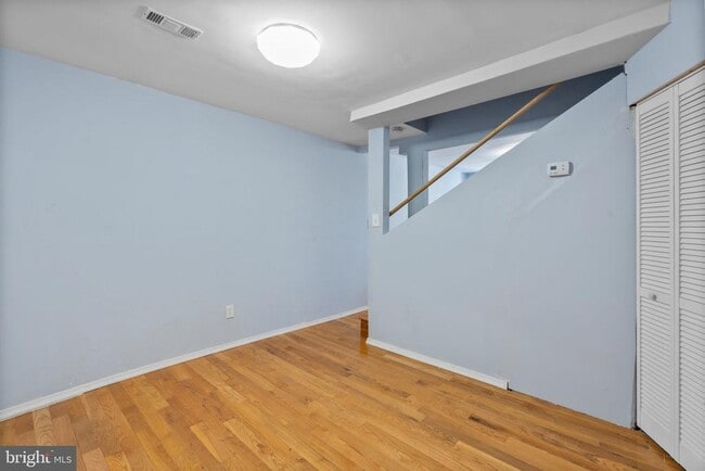 Building Photo - 1818 E Pratt St