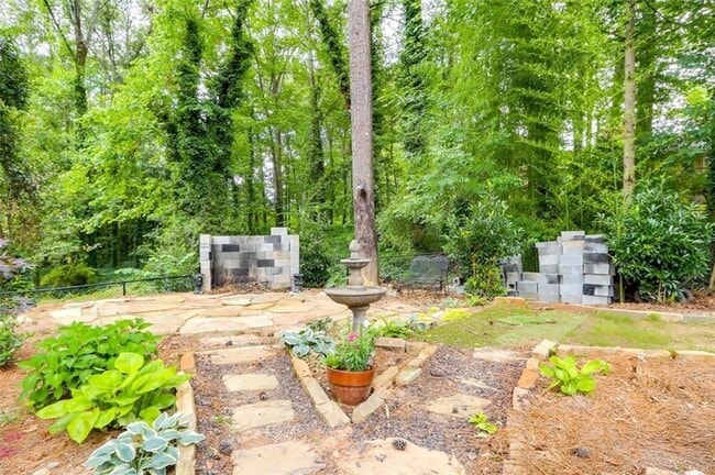 Building Photo - 392 Greenfield Ct