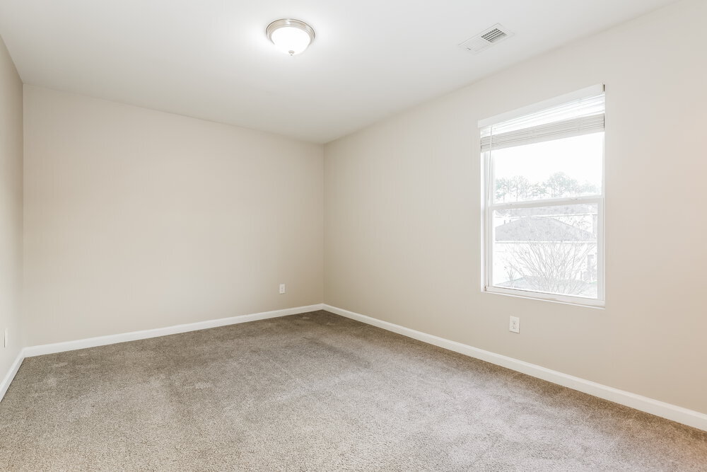 Building Photo - 705 Armitage Way