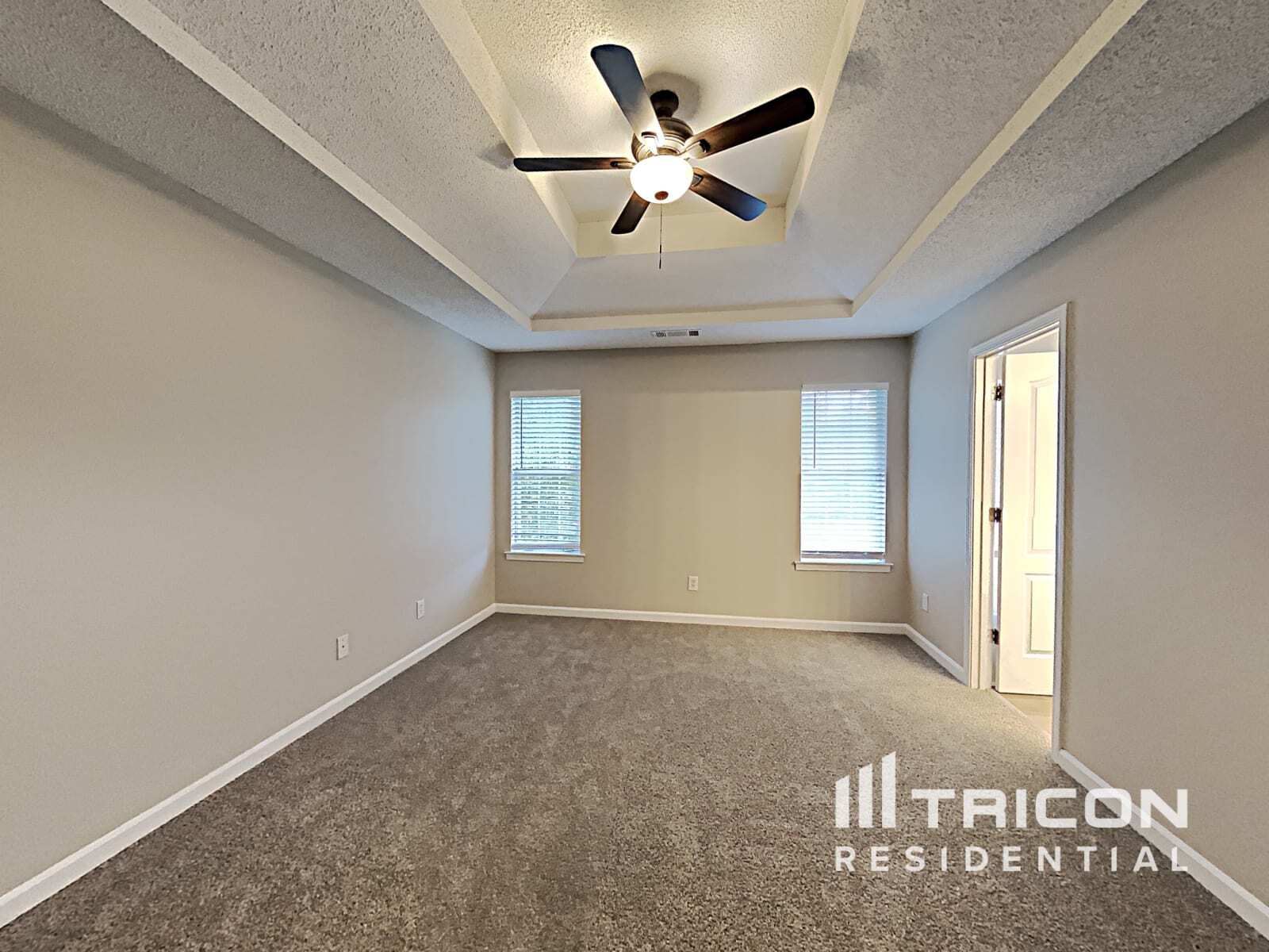 Building Photo - 567 Horseshoe Cir