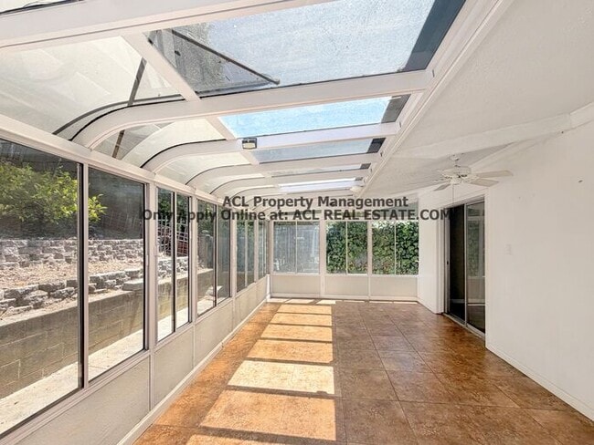 Building Photo - Updated 3-Bedroom Retreat in Prime Castro Valley Location