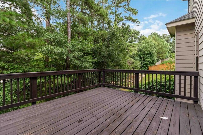 Building Photo - 871 Overlook Path Way