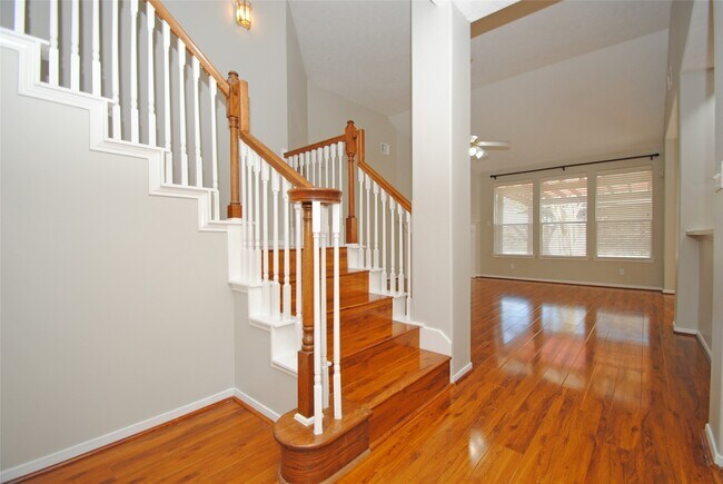 Building Photo - 1115 Oxford Mills Ln