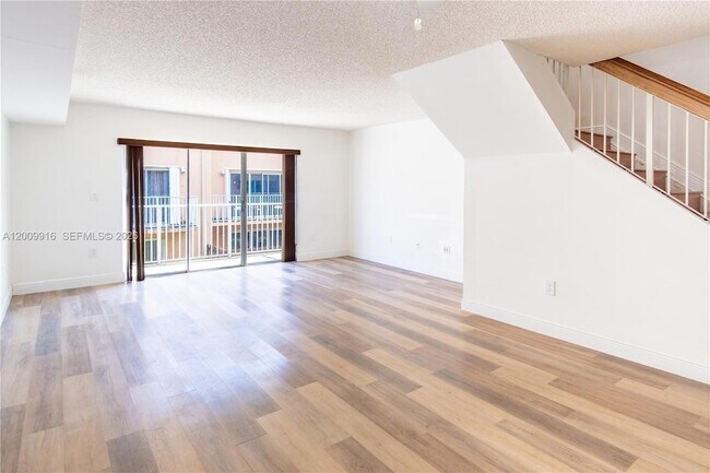 Building Photo - 14905 SW 80th St