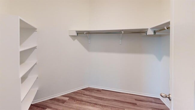 Building Photo - 2100 Iron Rail Terrace