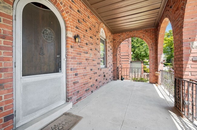 Building Photo - 3846 Brownsville Rd