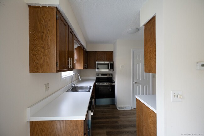 Building Photo - 183 Austin Ryer Ln