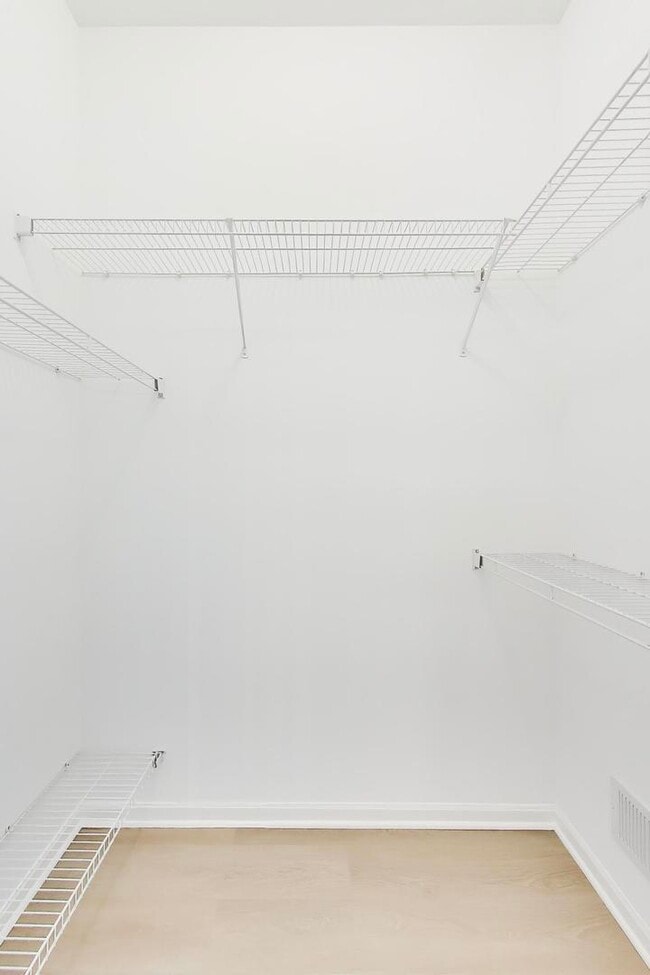 Building Photo - 2073 Cambria Ct