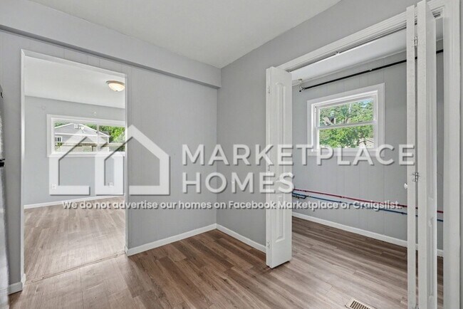 Building Photo - 7432 Beech Ave
