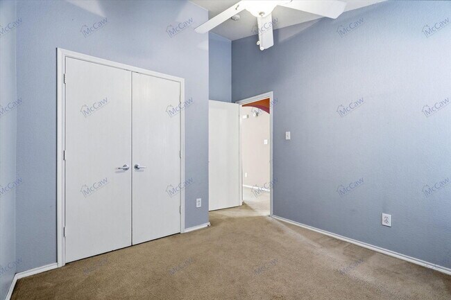 Building Photo - 2152 Ingrid Ln