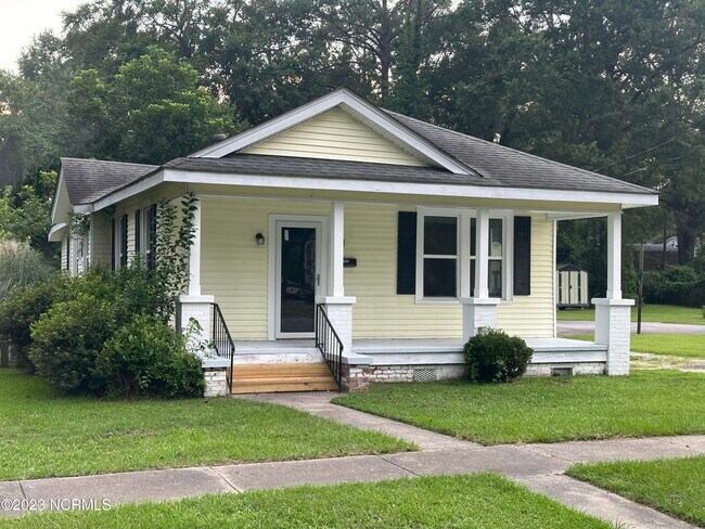 Building Photo - 1002 Fairfield Ave