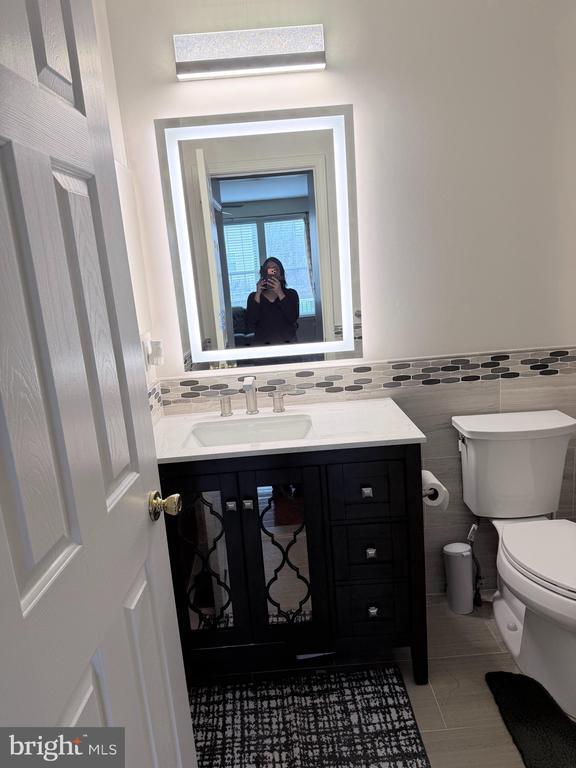 Building Photo - 413 Ruby Rd