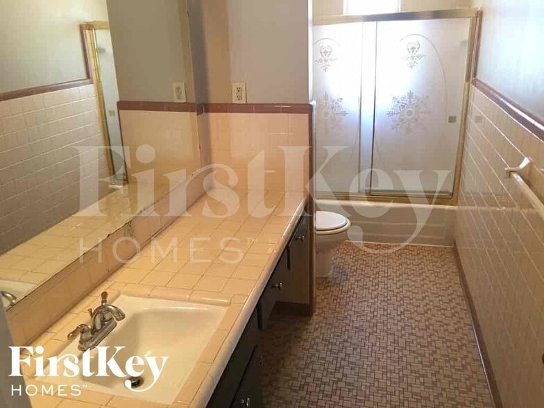 Building Photo - 6288 Ashton Rd