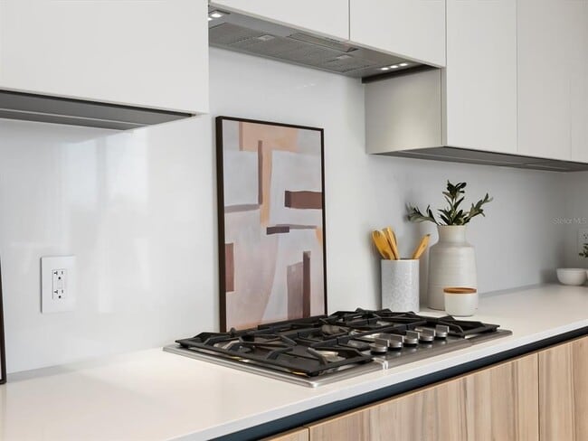 Building Photo - 1020 Sunset Point Rd