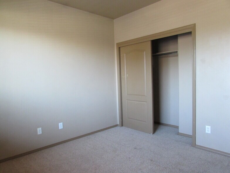 Building Photo - 1132 Legacy Way