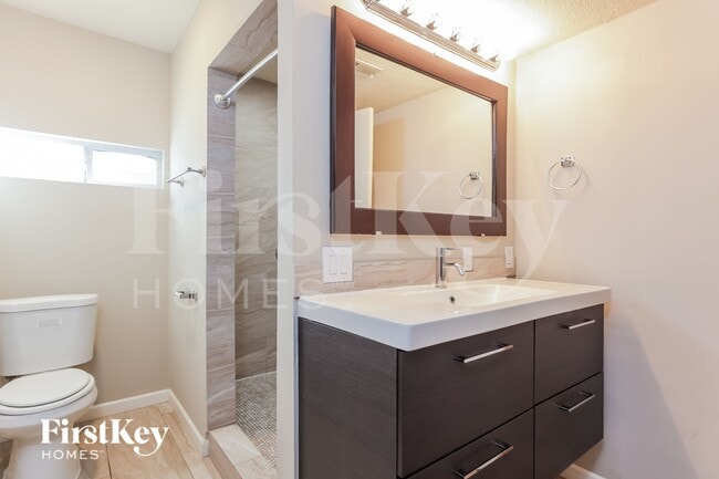 Building Photo - 4426 W Crocus Dr