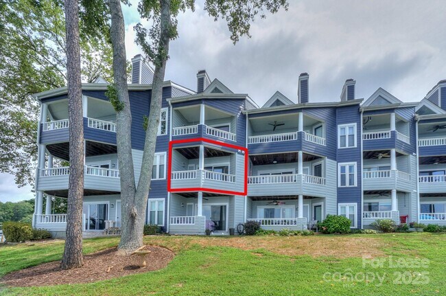 Building Photo - 368 Northwest Dr