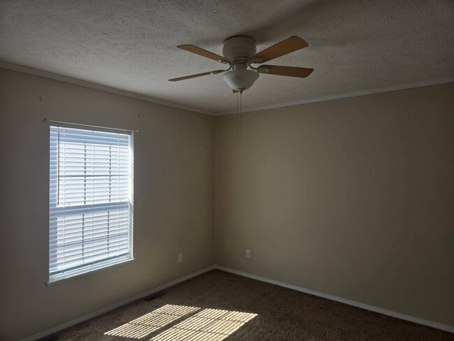 Building Photo - 1301 OH-523