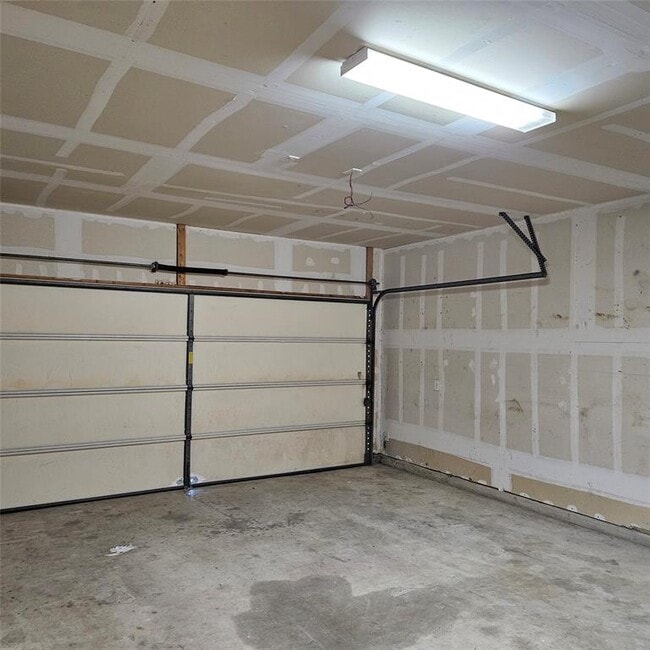 Building Photo - 727 Luna Vista Dr