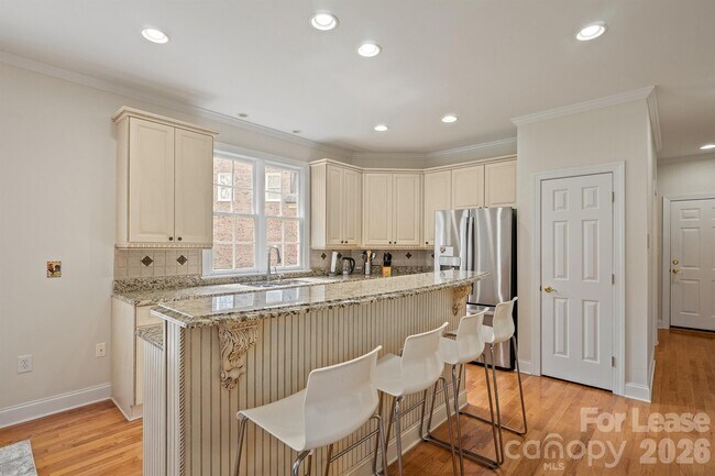 Building Photo - 12004 Camargo Ct