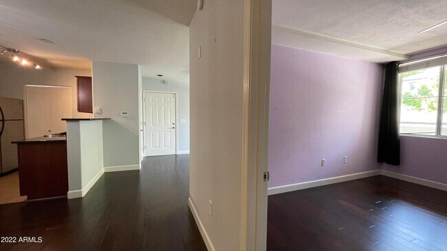 Building Photo - 3302 N 7th St