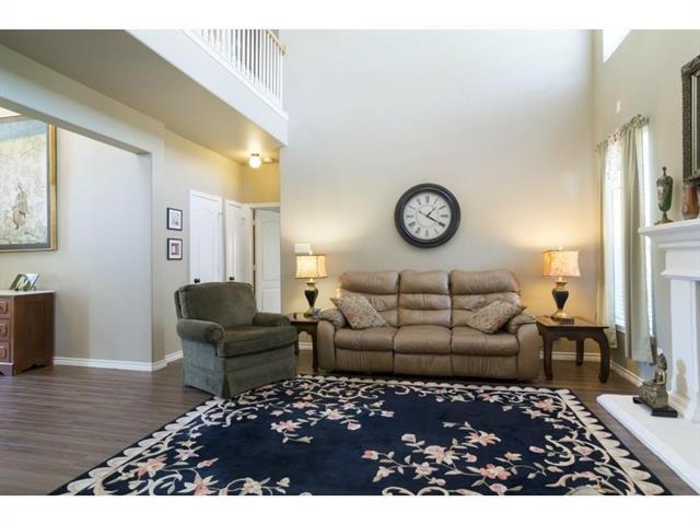 Building Photo - 213 Longview Ct