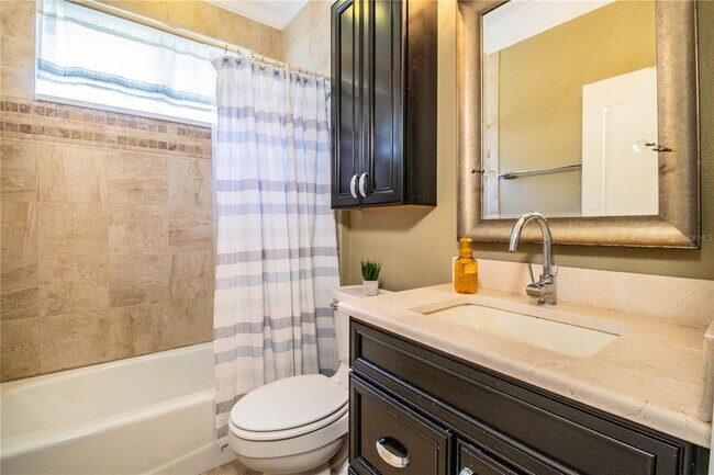 Building Photo - 3234 Stonebridge Trail