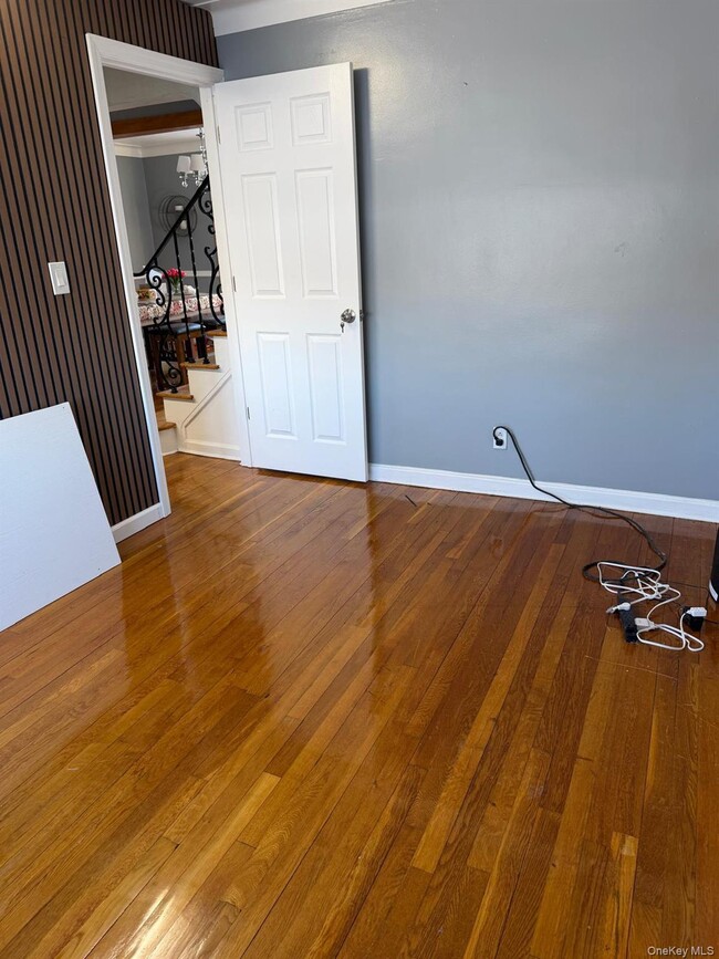 Building Photo - 76 Shaw Ave